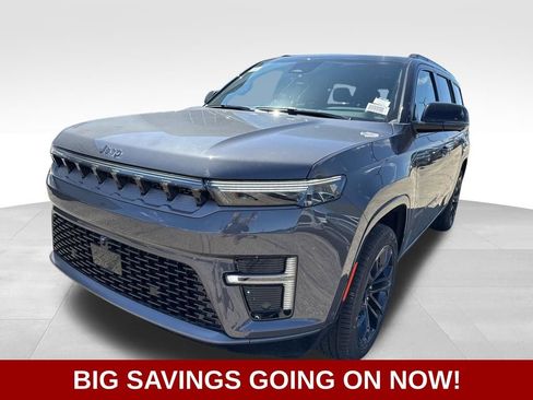 New 2026 Jeep Grand Wagoneer Summit AWD/4WD image 8