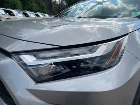 Used 2024 Toyota RAV4 LE AWD/4WD image 10