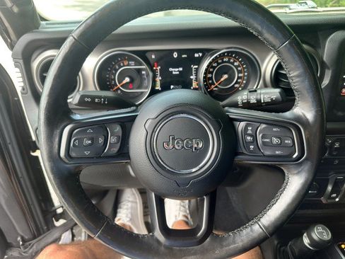 Used 2020 Jeep Wrangler Sport AWD/4WD image 12