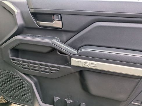 Used 2024 Toyota Tacoma TRD Off-Road image 32