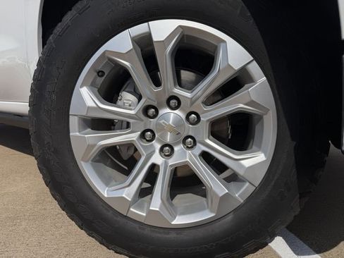 Used 2023 Chevrolet Silverado 1500 LTZ image 11