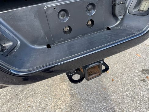 Used 2017 RAM 2500 Laramie w/ Sport Appearance Group image 26