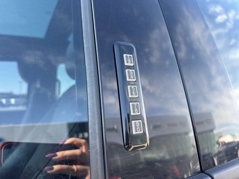 Used 2017 Ford F350 Lariat w/ Lariat Ultimate Package image 13