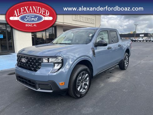 New 2026 Ford Maverick XLT w/ XLT Luxury Package FWD image 1