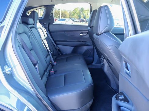 Certified 2025 Nissan Murano SV image 10