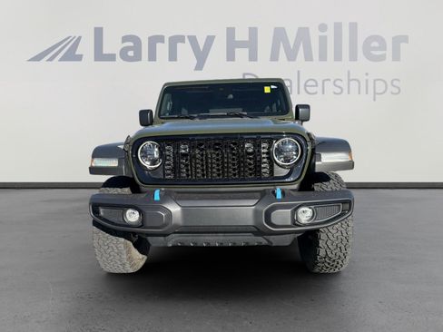 Used 2024 Jeep Wrangler Willys image 3