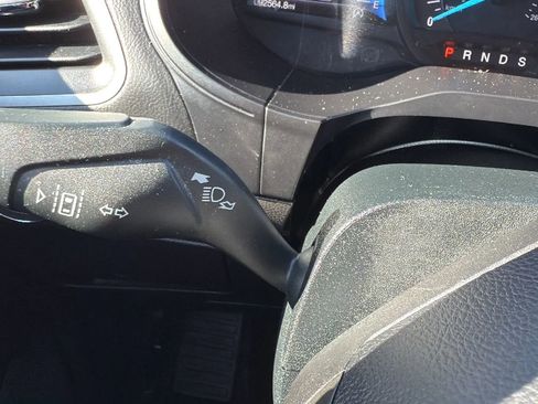 Used 2022 Ford Edge SEL AWD/4WD image 14
