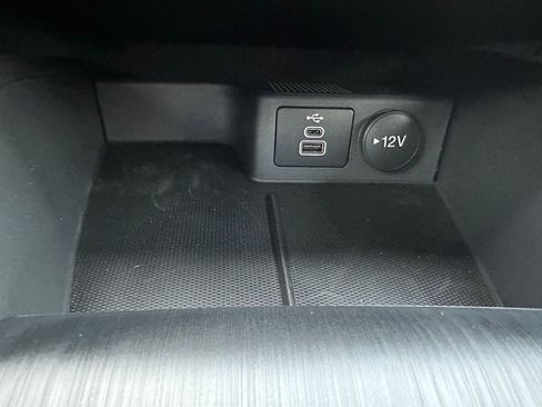 Used 2025 Ford Escape ST-Line w/ Equipment Group 301A image 19