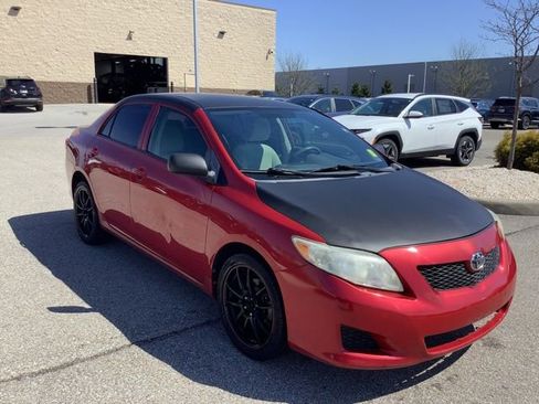 Used 2010 Toyota Corolla LE image 3