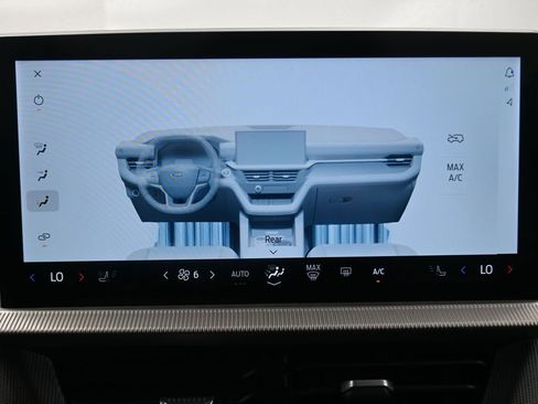 Used 2025 Ford Explorer ST-Line w/ ST-Line Street Pack image 24