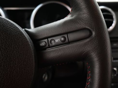 Used 2009 Ford Mustang Shelby GT500 RWD image 22