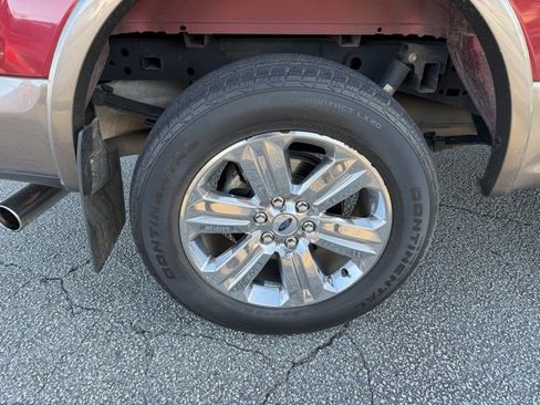 Used 2018 Ford F150 Lariat w/ Equipment Group 502A Luxury image 5