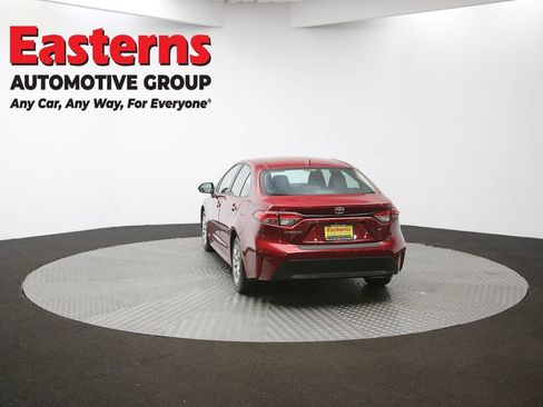 Used 2023 Toyota Corolla LE image 34