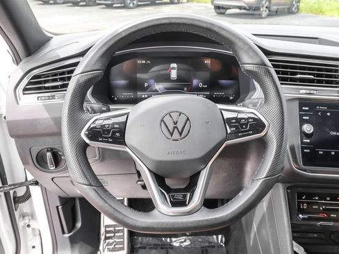 Used 2023 Volkswagen Tiguan SE R-Line AWD/4WD image 20