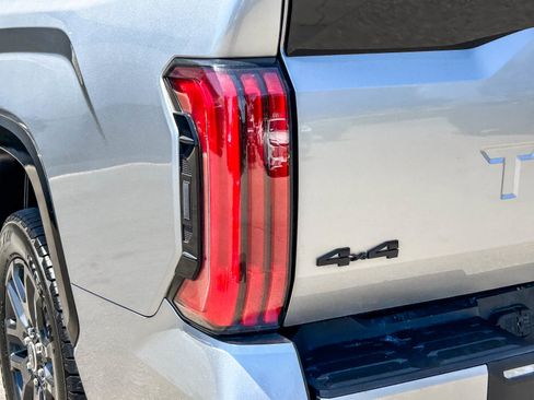 Used 2023 Toyota Tundra Platinum AWD/4WD image 9
