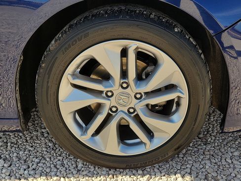 Used 2020 Honda Accord LX image 7