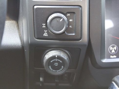 Used 2016 Ford F150 XLT w/ Equipment Group 302A Luxury AWD/4WD image 27