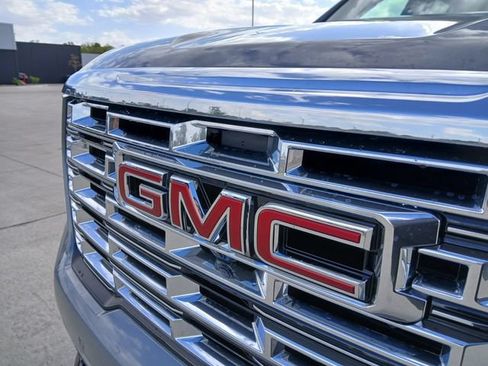 New 2026 GMC Acadia Denali w/ Super Cruise Package AWD/4WD image 36