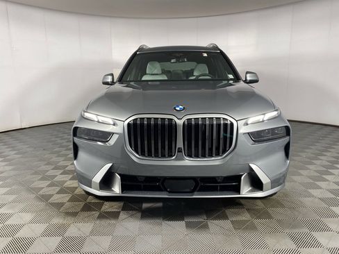 New 2026 BMW X7 xDrive40i image 2