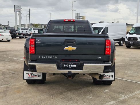 Used 2017 Chevrolet Silverado 3500 LTZ w/ Duramax Plus Package image 5