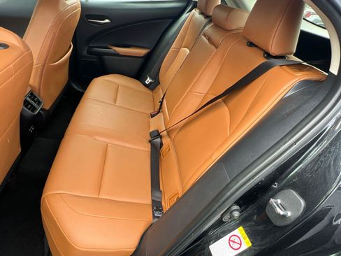 Used 2019 Lexus UX 200 w/ Accessory Package 2 FWD image 20