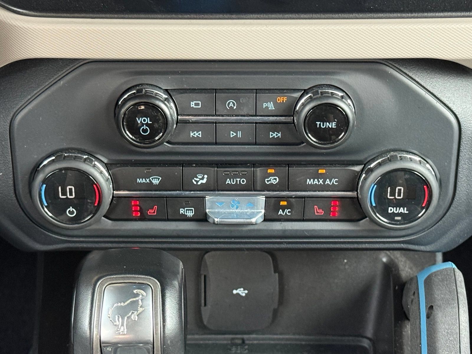 Used 2023 Ford Bronco Wildtrak AWD/4WD image 22