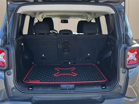Certified 2022 Jeep Renegade Trailhawk image 14