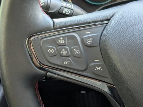 Used 2023 Chevrolet Equinox RS FWD image 32