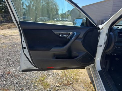 Used 2014 Nissan Altima 2.5 S image 15