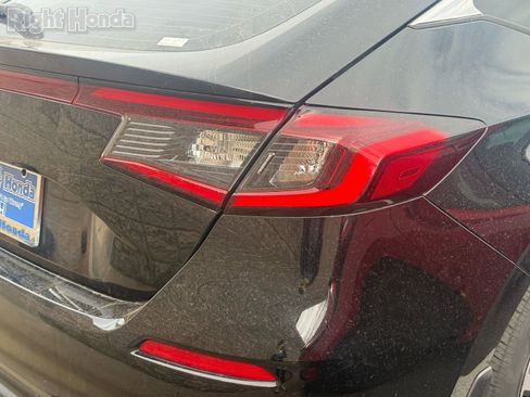 Used 2024 Honda Civic LX image 9