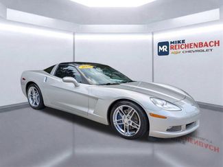 Used 2005 Chevrolet Corvette Coupe w/ Preferred Equipment Group RWD video 2