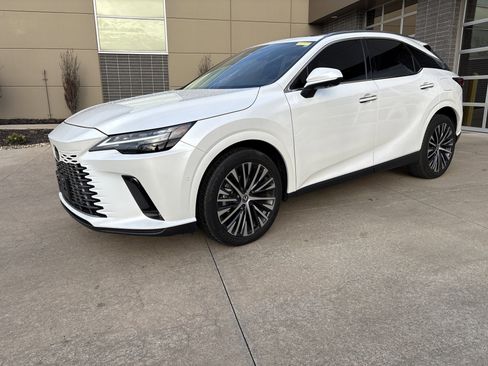 Used 2023 Lexus RX 350 Premium Plus w/ Accessory Package image 5