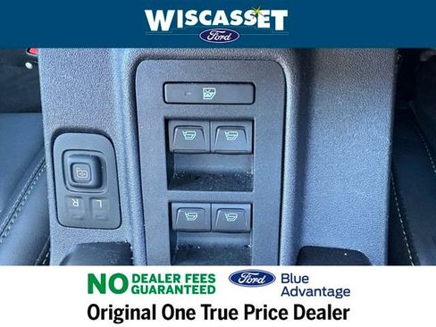 Used 2025 Ford Bronco Badlands image 21