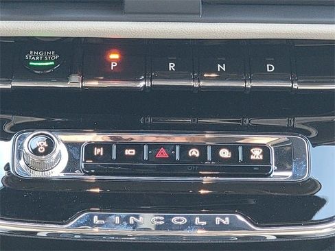 New 2026 Lincoln Corsair Premiere image 28