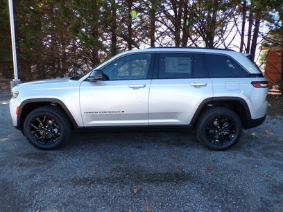New 2026 Jeep Grand Cherokee Altitude