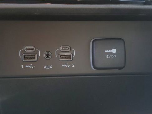 New 2025 Jeep Grand Cherokee Limited image 32