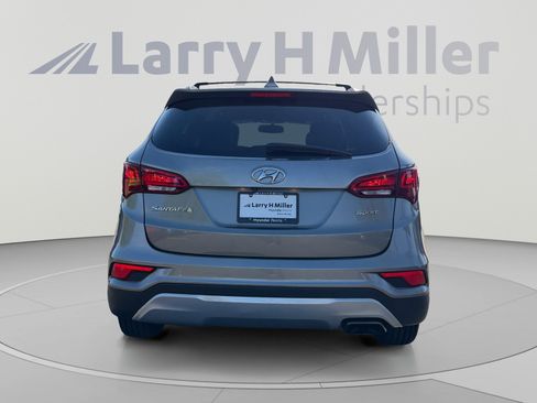 Used 2017 Hyundai Santa Fe Sport FWD image 4