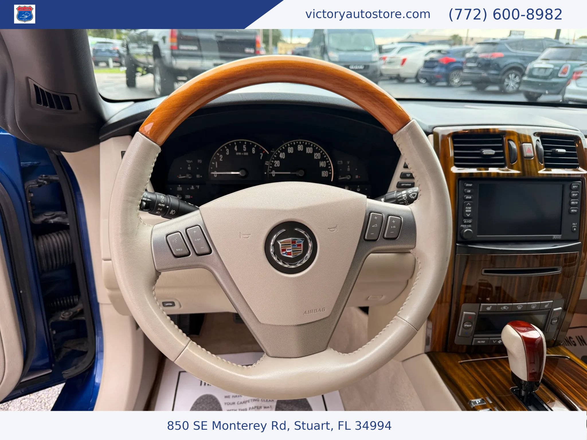 Used 2006 Cadillac XLR RWD image 8