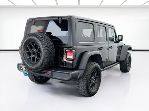 Used 2024 Jeep Wrangler Unlimited AWD/4WD image 4