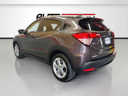 Used 2022 Honda HR-V EX image 5