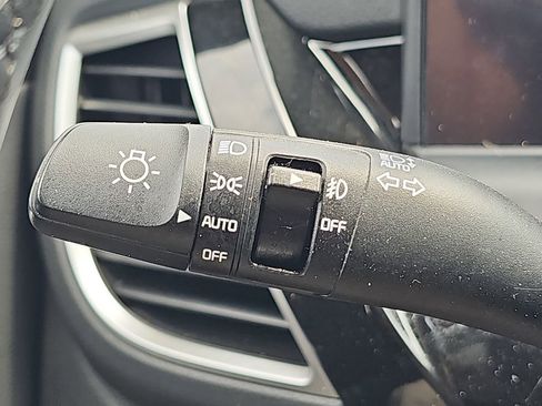 Used 2024 Kia Seltos S FWD image 30