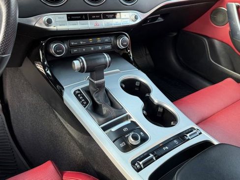 Used 2020 Kia Stinger GT1 image 24