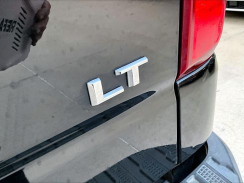 Used 2019 Chevrolet Silverado 1500 LT w/ Texas Edition RWD image 10