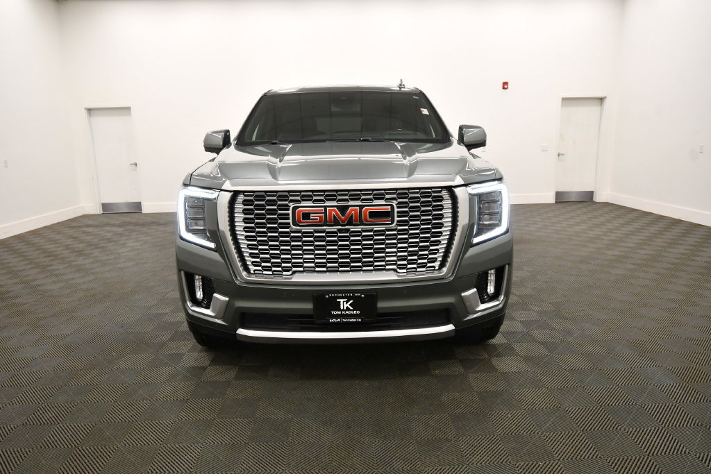 Used 2023 GMC Yukon XL Denali AWD/4WD image 11