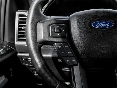 Used 2017 Ford F150 XLT w/ Equipment Group 302A Luxury AWD/4WD image 16