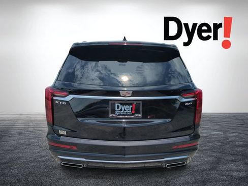 Used 2025 Cadillac XT6 Premium Luxury FWD image 5