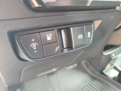 Used 2024 Kia EV6 Light RWD image 17