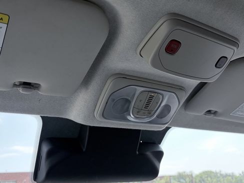 Used 2023 RAM ProMaster 2500 FWD image 23