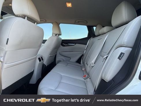 Used 2022 Nissan Rogue Sport SL image 33