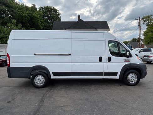 Used 2019 RAM ProMaster 3500 FWD image 1